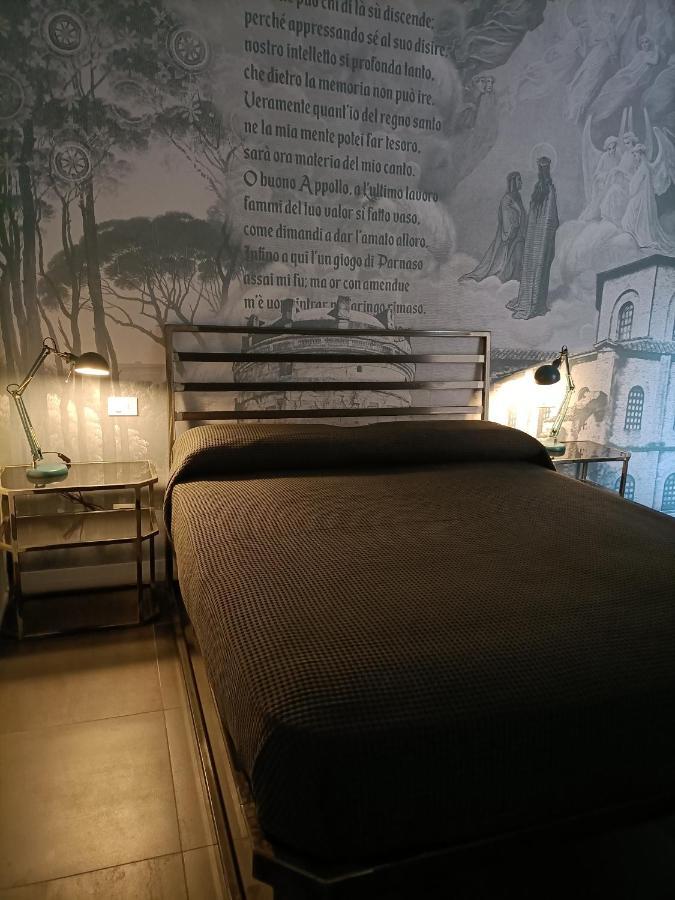 Bed and Breakfast Bb Letterario Rávena Exterior foto