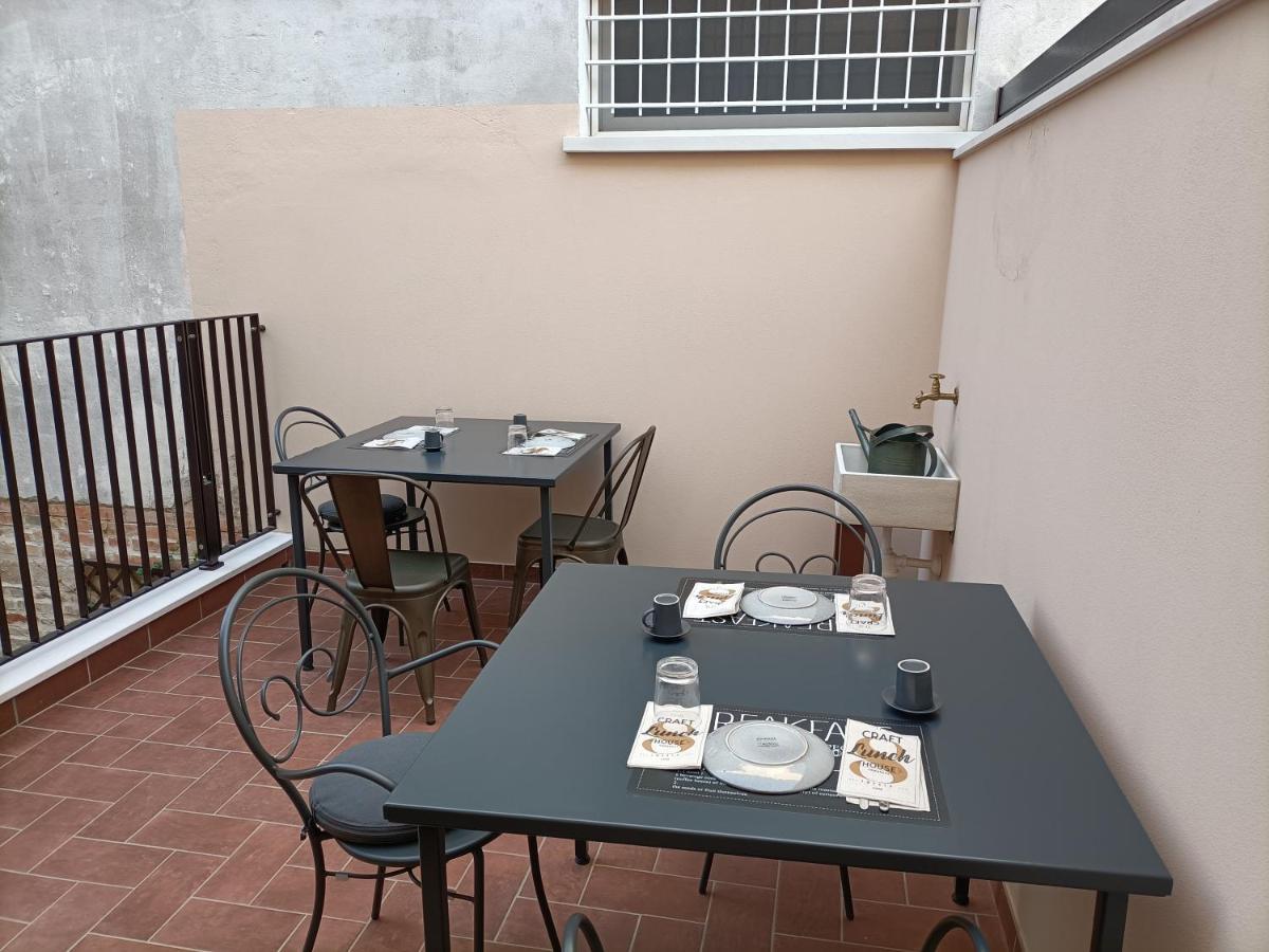 Bed and Breakfast Bb Letterario Rávena Exterior foto